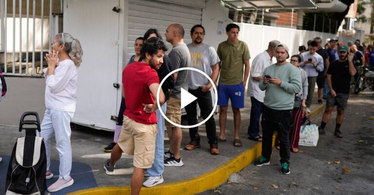 Venezuelans Prepare for Unpredictability Following U.S. Military Operation