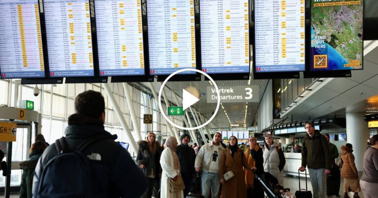 Hundreds of Flights Cancelled in Amsterdam Due to Wintry Weather