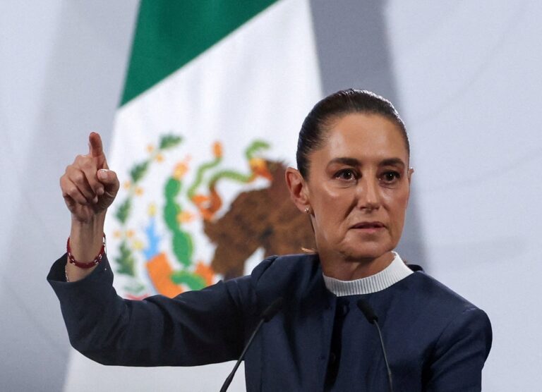 Mexico Feels the Pressure as Trump Targets Venezuela | Latest Updates on Donald Trump