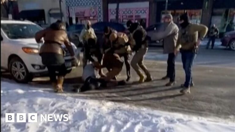 Video captures the moments leading up to fatal shooting in Minneapolis