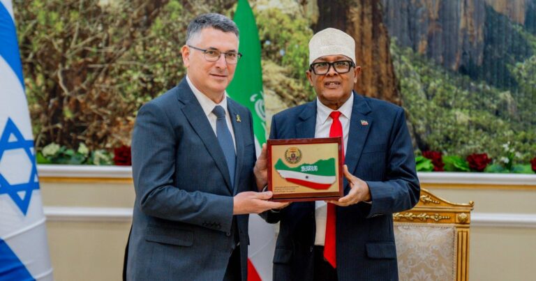 Somali Minister Warns of Israel’s Alleged Plan to Relocate Palestinians to Somaliland | Israel-Palestine Conflict Update