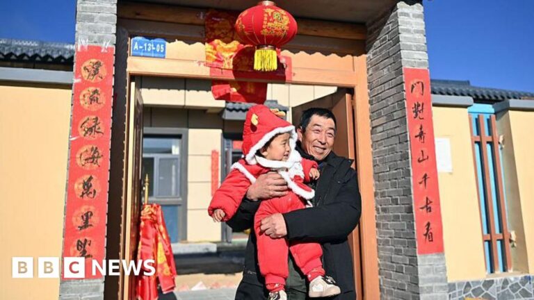 China’s population continues to decline for the fourth consecutive year