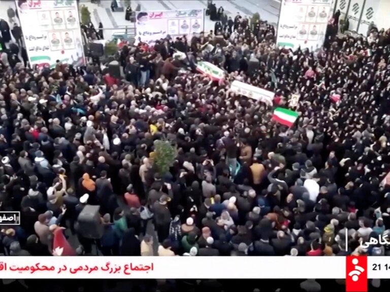 Iran protests intensify as US rhetoric escalates amidst Tehran’s declaration of 3-day mourning | Latest Updates on Protests
