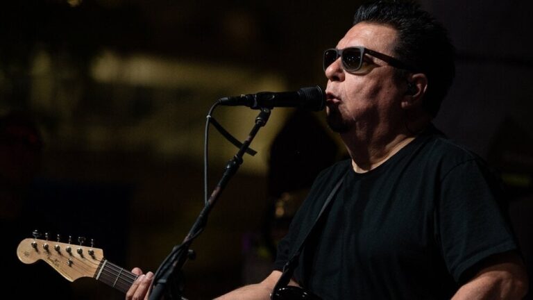 Los Lobos files lawsuit against Sony Music for unpaid royalties from ‘La Bamba’ and ‘Desperado’