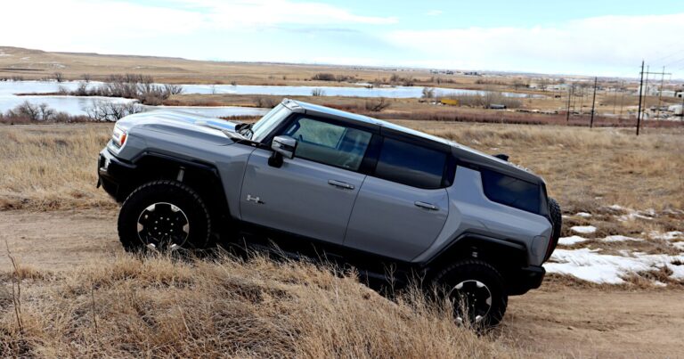 An Exciting and Robust Electric Toy Truck